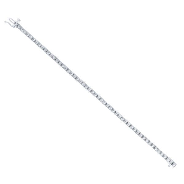 Tennis Bracelet in White Gold
