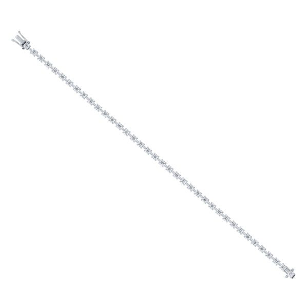 Classy Bracelet in White Gold