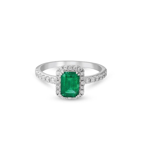 ROYAL Emerald Solitaire Ring